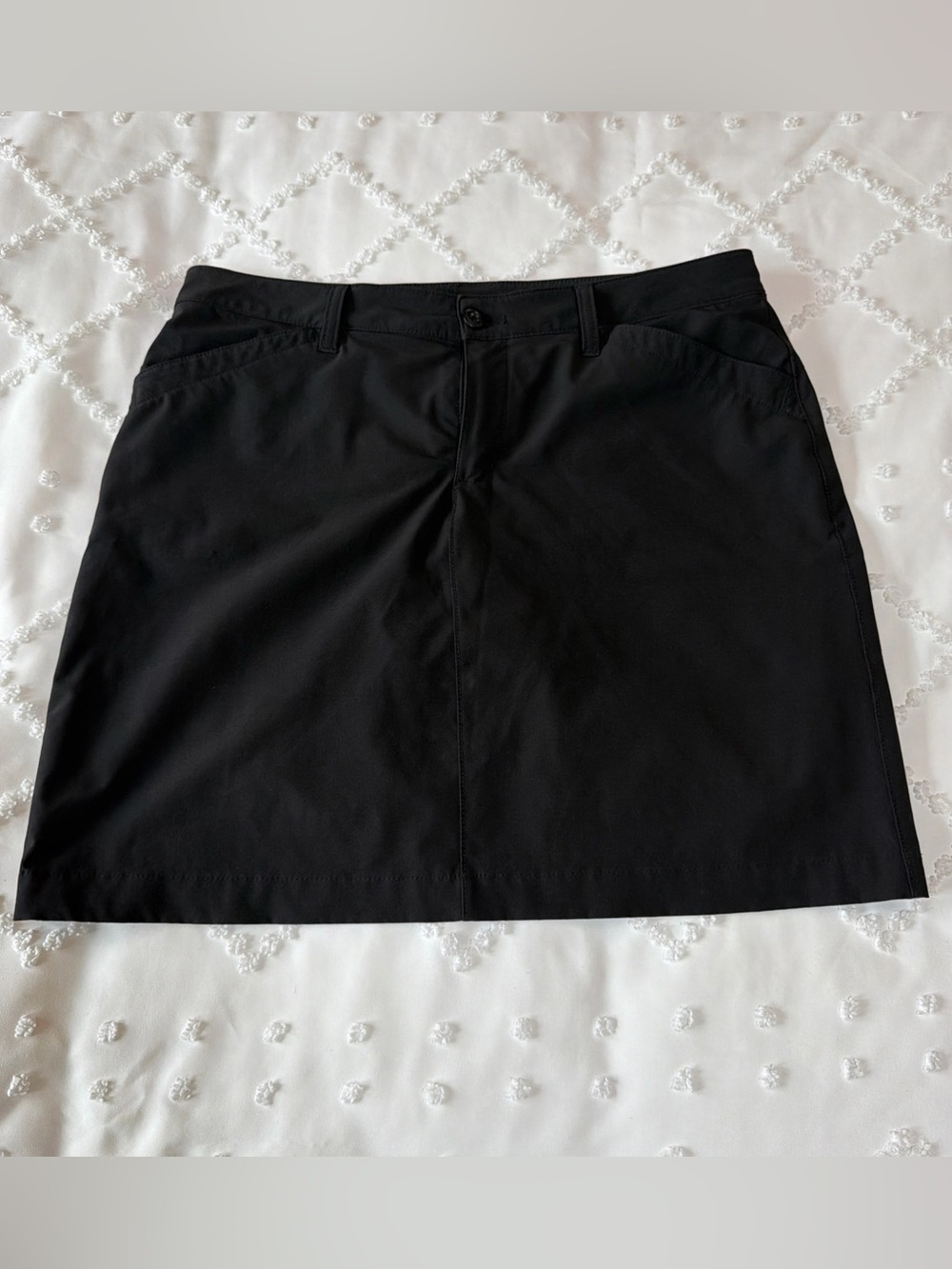 Eddie Bauer Women’s 10 Black Athletic Outdoors Skirt Skort Adventure Hiking